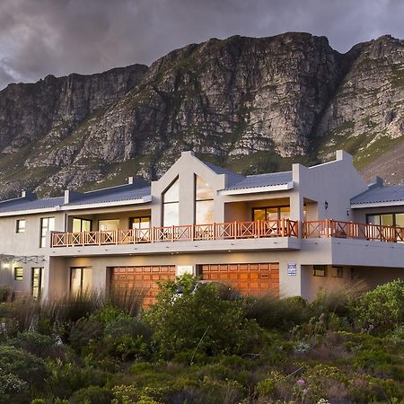 Van Den Berg'S Guesthouse Betty's Bay Eksteriør billede